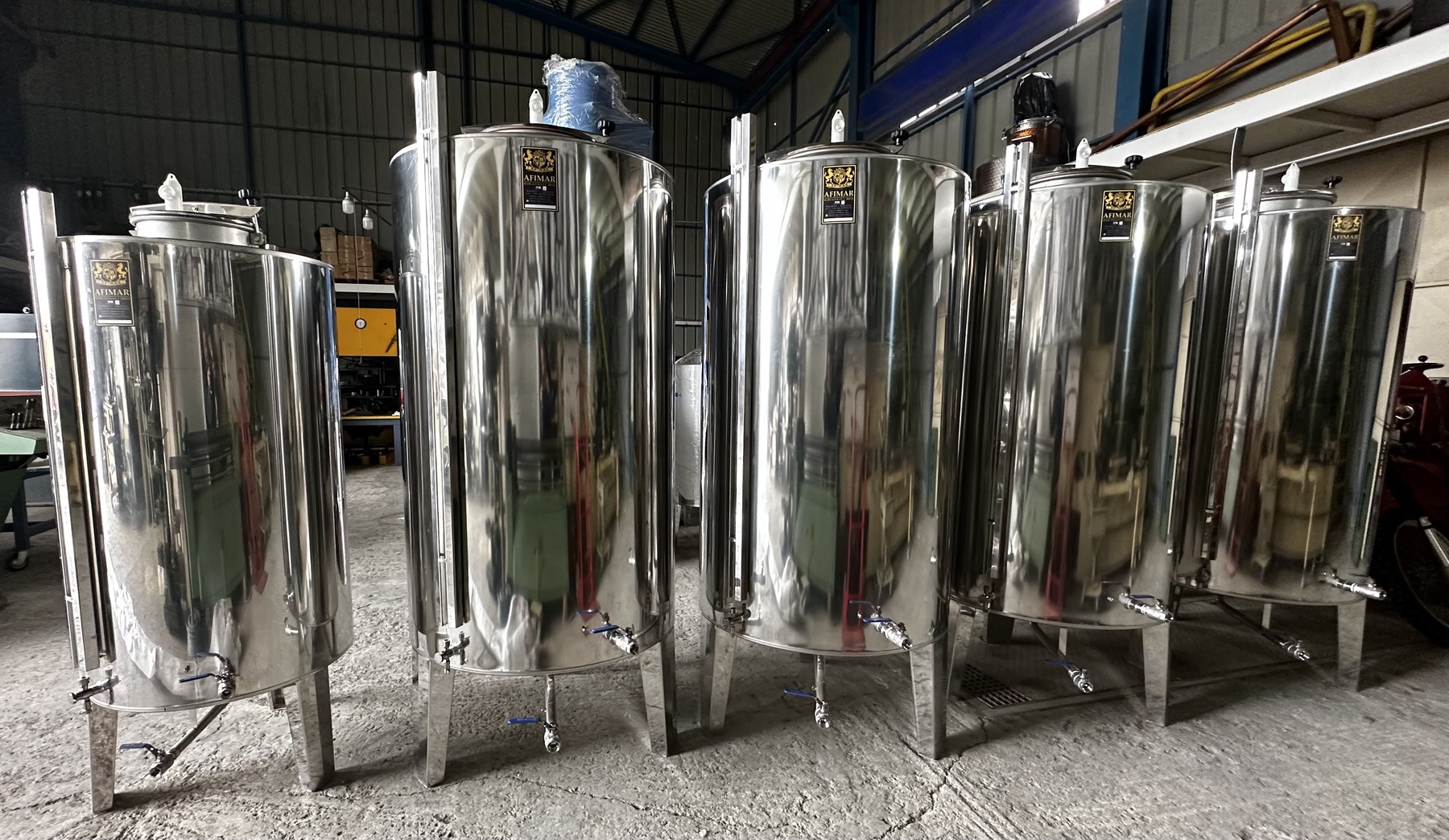 Stainless steel storage tanks
